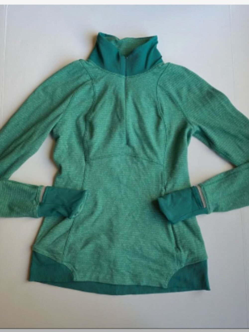 Lululemon Runderful 1/2 Zip Pullover Green 6